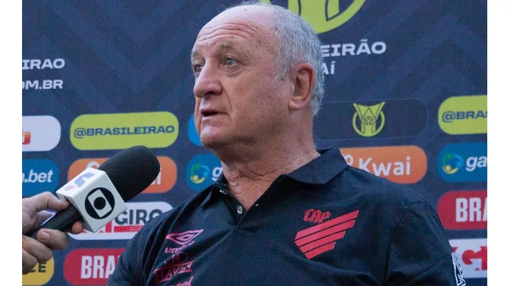 Foto: Gil Gomes/AGIF - Felipão: técnico não vinha utilizando o atacante no Athletico