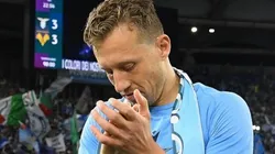 Lucas Leiva revela conversa com dirigente do Grêmio e expõe futuro