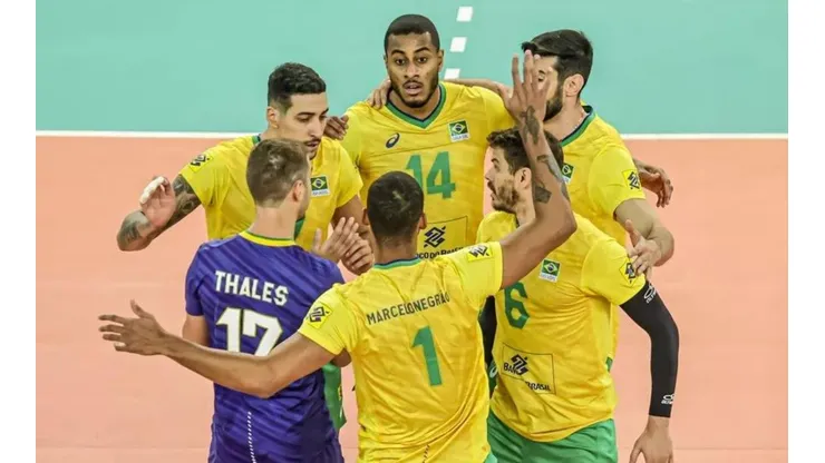 Seleção masculina de vôlei em amistoso contra Japão — Foto: Wander Roberto/Inovafoto/CBV