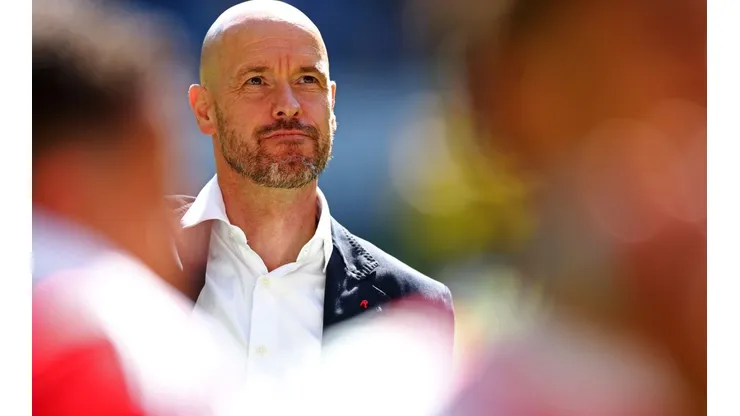 Dean Mouhtaropoulos/Getty Images. Ten Hag não vê disputa por meia de Xavi como perdida