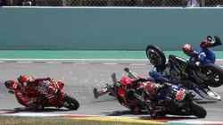 Foto: Divulgação MotoGP - Bagnaia, Nakagami e Rins em acidente na Catalunha