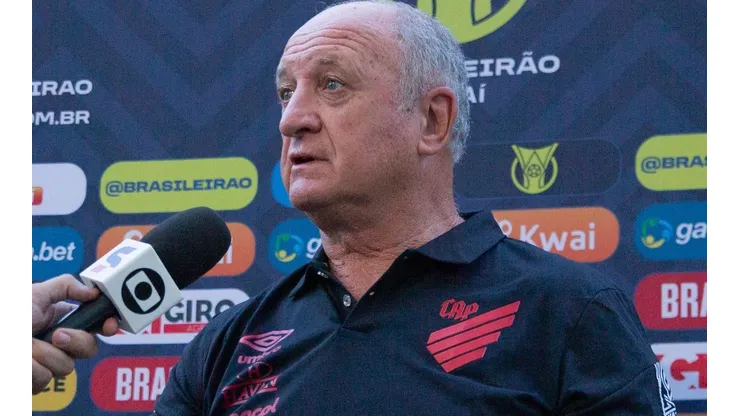Gil Gomes/AGIF - Felipão se revolta com arbitragem.