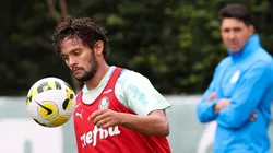 Gustavo Scarpa foi bem sincero ao falar de situação incômoda no trabalho com Abel Ferreira