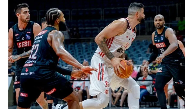 Flamengo venceu o Franca e segue vivo na disputa pelo título do NBB (Foto: Marcelo Cortes / Flamengo)