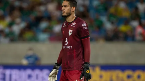 Foto: Gil Gomes/AGIF - Ronaldo é o titular do gol da equipe do Atlético-GO