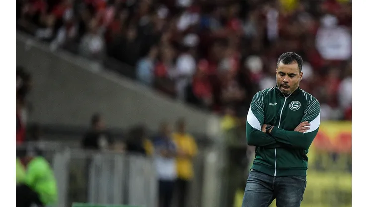 Thiago Ribeiro/AGIF. Formado como técnico dentro do Botafogo, Jair Ventura vê um 'peso diferente' no confronto