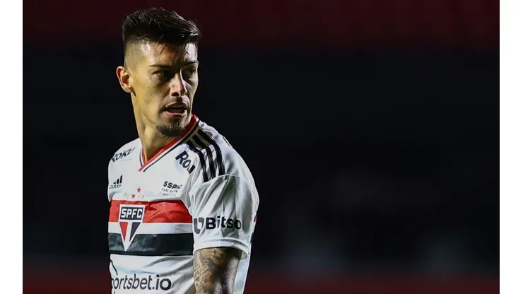 Emiliano Rigoni tem recebido sondagens no São Paulo (Foto: Marcello Zambrana/AGIF)