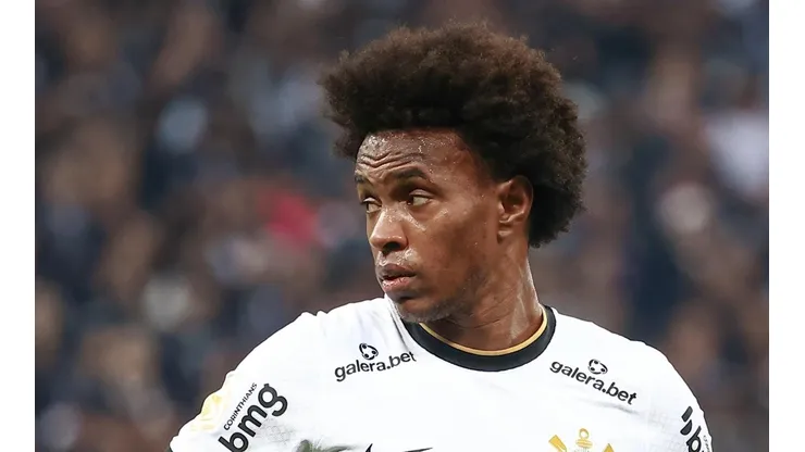 Foto: Marcello Zambrana/AGIF | Willian deve deixar o Corinthians na próxima janela de transferências