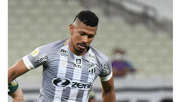 CBF libera áudio do VAR do clássico-Rei e esclarece sobre não marcação em toque de mão de Sobral