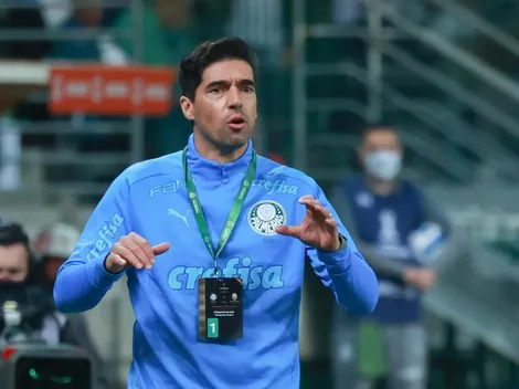 Abel Ferreira tenta ‘garfar’ meia do Santos para 2023