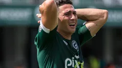 Robson Mafra/AGIF - Barcelos ganha concorrência no Goiás.