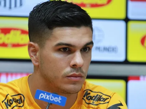 Rodrigo Fernández e +1: Santos coloca 2 compras em pauta na Vila Belmiro