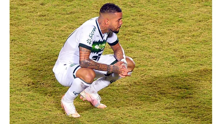 Walmir Cirne/AGIF. Maxwell ainda não tem nenhum gol com a camisa do Guarani