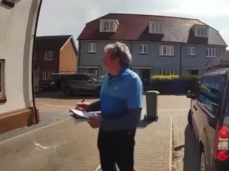 Mulher salva cachorro que estava caindo de prédio e evita queda de 6 metros de altura