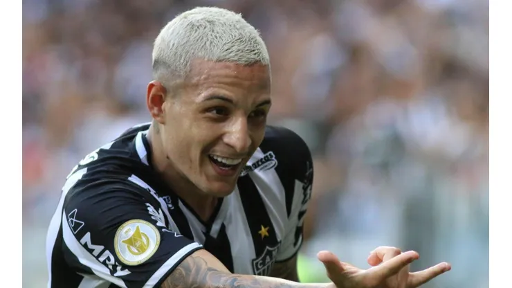 Foto: Fernando Moreno/AGIF | Arana tem situação exposta no Atlético-MG e possível venda entra em pauta