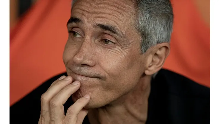 Titular de Paulo Sousa pode pegar até seis jogos de suspensão após denúncia