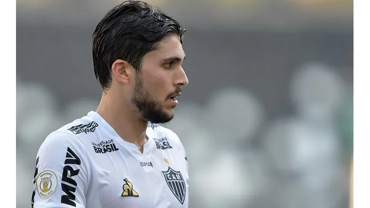 Foto: Thiago Ribeiro/AGIF - Igor Rabello: alvo antigo do São Paulo, zagueiro tem futuro traçado no Atlético-MG
