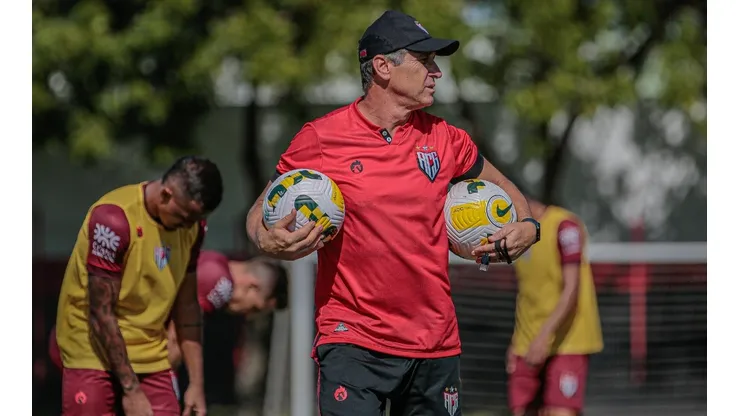 Foto: Flickr oficial do Atlético-GO - Jorginho durante treino do Dragão.