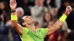 Rafael Nadal comemora vitória sobre Novak Djokovic — Foto: Ryan Pierse/Getty Images
