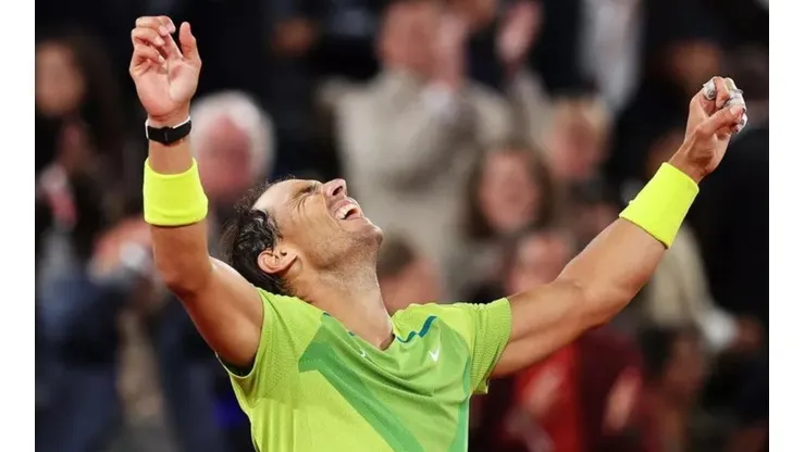 Rafael Nadal comemora vitória sobre Novak Djokovic — Foto: Ryan Pierse/Getty Images