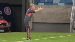 Foto: Gil Gomes/AGIF - Mano Menezes quase assinou com rival da Sul-Americana