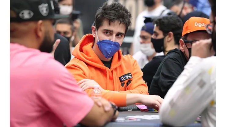 Felipe Ketzer recebeu boa premiação no poker online (Foto: BSOP)