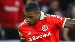 Foto: Pedro H. Tesch/AGIF - Inter monitora atacante para ser ‘substituto’ de Wesley Moraes