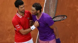 Clive Brunskill/Getty Images - Djokovic e Nadal em quadra