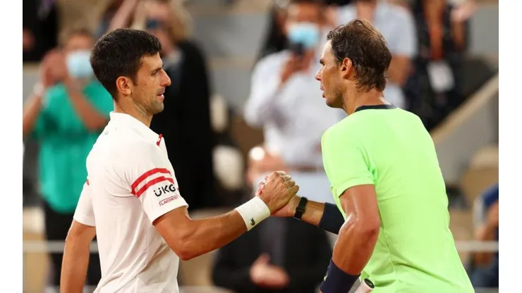 Julian Finney/Getty Images/ Tênis | Djokovic e Nadal pelas quartas de final de Roland Garros; saiba o horário e onde assistir.