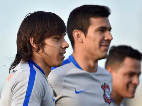 Nos TTs: Volta de xodó do Timão é cravado no Paraguai e 'quebra' web