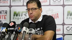 Site oficial do time: Rafael Melo/Site Oficial Santa Cruz - Santa Cruz cogita romper contrato após jogador de Martellote ser criticado em transmissão