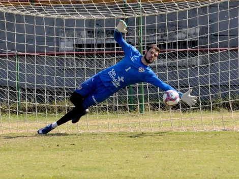 Thomazella comemora renovação de contrato na Portuguesa após boa atuação na A2: “Quero estar junto”