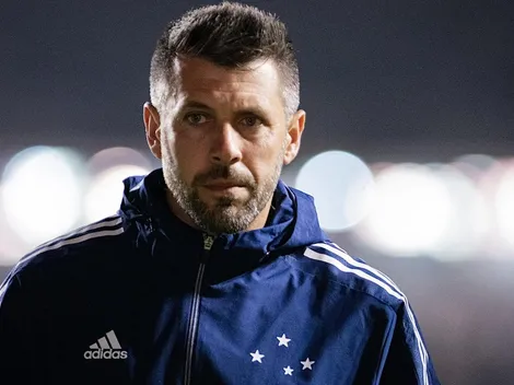 Comentarista sai em defesa de Pezzolano após técnico criticar desempenho da equipe