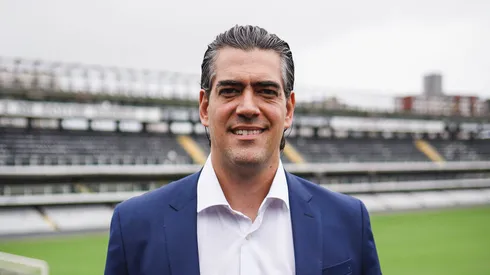Paulo Bracks se prepara para anunciar novo reforço no Santos