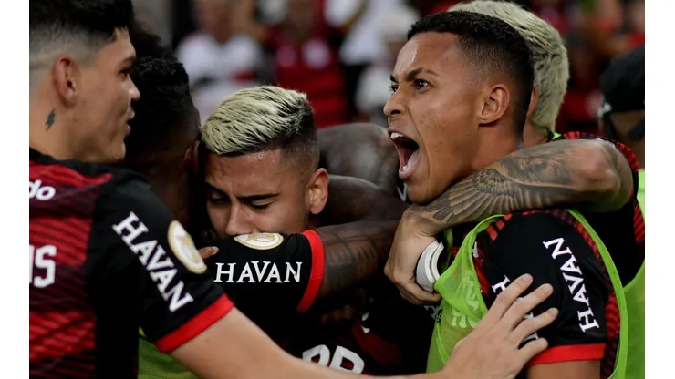 Thiago Ribeiro/AGIF/ Andreas Pereira e Gabigol ajudam Flamengo a vencer e quebrar jejum contra Fluminense