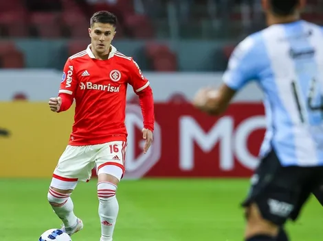 "Em cima do Grêmio"; Bustos não se cala e 'alfineta' rival do Internacional