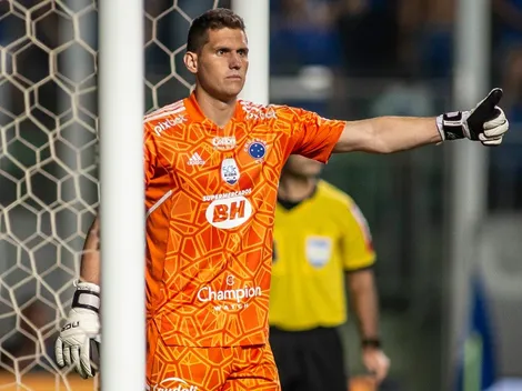 Rafael Cabral ‘esquece o passado’ e supera até Dida em nova marca obtida pelo Cruzeiro