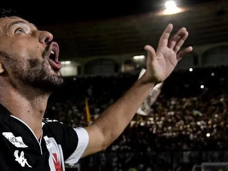 Nenê vibra com gols e comemora volta por cima no Vasco