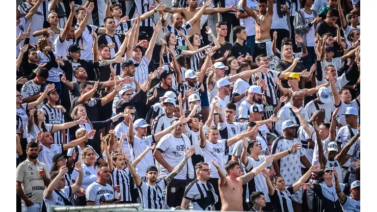 Agif/R.Pierre - Mesmo com promoção de ingressos, narrador desconfia que jogo do Figueirense não lote