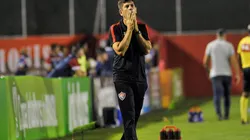 Jhony Pinho/AGIF - Fabiano ganha reforço no ataque do Vitória.