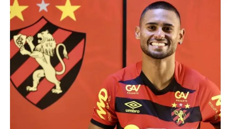 Foto: Anderson Stevens/Sport - Sport não para em Kayke e quer outro ex-Fla para 2022