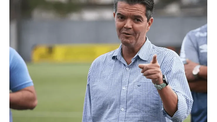Ivan Storti/Santos FC. Ximenes avaliou o desempenho do comandante azulino e afirmou solidez de Mozart no cargo