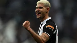Foto: Ian MacN/Getty Images | Bruno Guimarães foi contratado por 52 milhões de euros