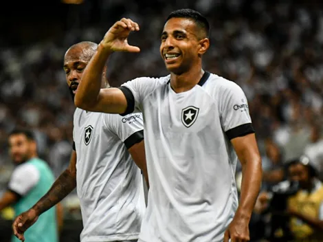 Victor Sá destaca sequência invicta do Botafogo e pede atenção para jogo contra o Coritiba