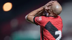 Heber Gomes/AGIF - Dudu em ação pelo Dragão.