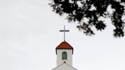 Padre ordenado pelo Papa celebrou o casamento do próprio neto