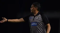 Foto: (Francisco Cedrim/AGIF) - Claudinei Oliveira não gostou do futebol apresentado pelo Operário Ferroviário nesta quarta (25)