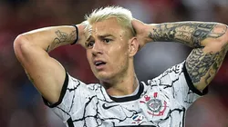 Foto: Thiago Ribeiro/AGIF - Guedes vive situação incerta no Corinthians.