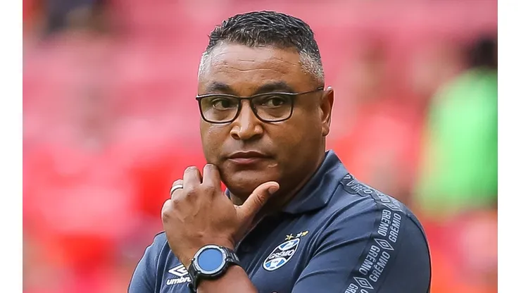 Foto: Pedro H. Tesch/AGIF - Roger Machado pode receber reforços no Grêmio.