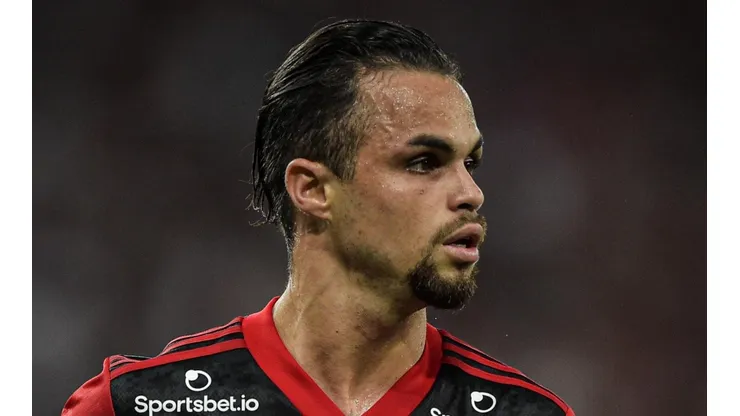 Al Hilal não para em Michael e quer comprar outro titular do Flamengo